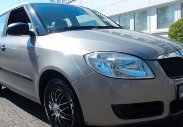 Skoda Fabia 159.341 km 2.200 &euro; Oberhausen 46047