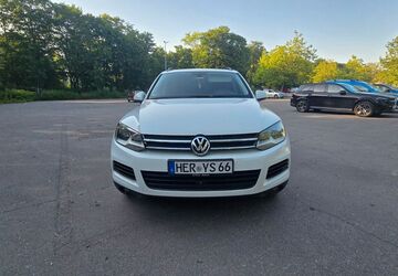 VW Touareg 239.000 km 10.490 &euro; Herne 44627