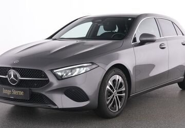 Mercedes-Benz A 180 9.997 km 28.695 &euro; Essen 45309