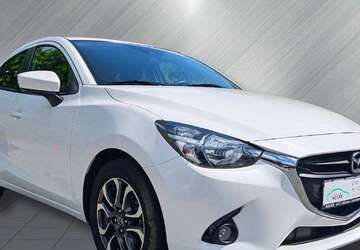 Mazda 2 98.347 km 10.845 &euro; Mülheim an der Ruhr 45473