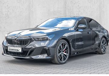 BMW 540 6.600 km 72.990 &euro; Velbert 42553