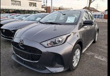 Mazda 2 2.530 km 24.690 &euro; Dinslaken 46539