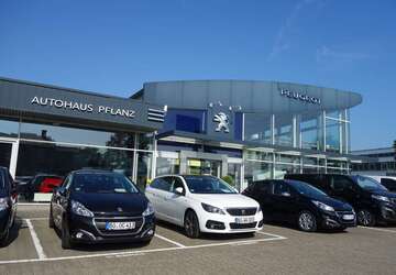 Peugeot 2008 29.132 km 19.485 &euro; Bochum 44801
