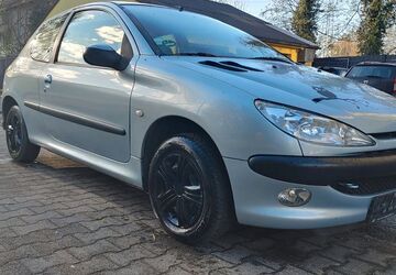Peugeot 206 134.500 km 1.499 &euro; Essen 45326