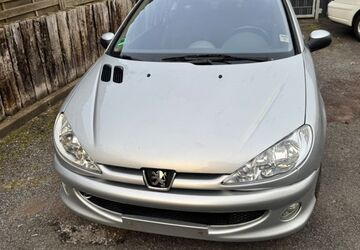 Peugeot 206 200.010 km 1.350 &euro; Bochum 44807