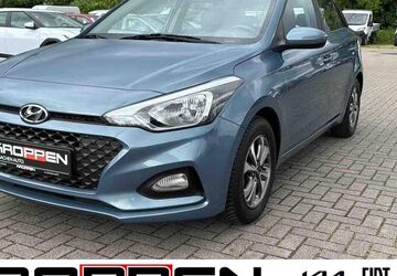 Hyundai i20 48.686 km 9.790 &euro; Herten 45701