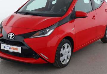 Toyota Aygo 35.602 km 9.490 &euro; Essen 45141