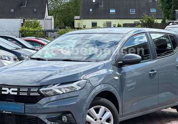 Dacia Sandero 15.000 km 15.990 &euro; Oberhausen 46049