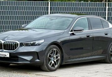 BMW i5 9.691 km 54.590 &euro; Haltern am See 45721