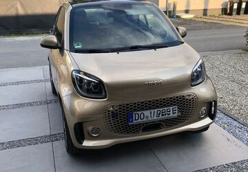 Smart ForTwo 24.831 km 8.000 &euro; Dortmund 44229
