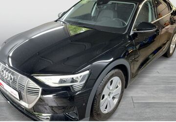 Audi e-tron 33.931 km 29.211 &euro; Dortmund 44143