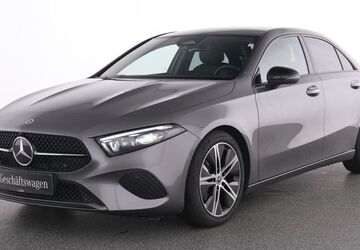 Mercedes-Benz A 180 3.688 km 31.950 &euro; Essen 45309