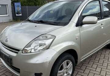 Daihatsu Sirion 148.000 km 2.199 &euro; Bochum 44869