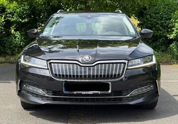 Skoda Superb 125.000 km 19.500 &euro; Oberhausen 46145