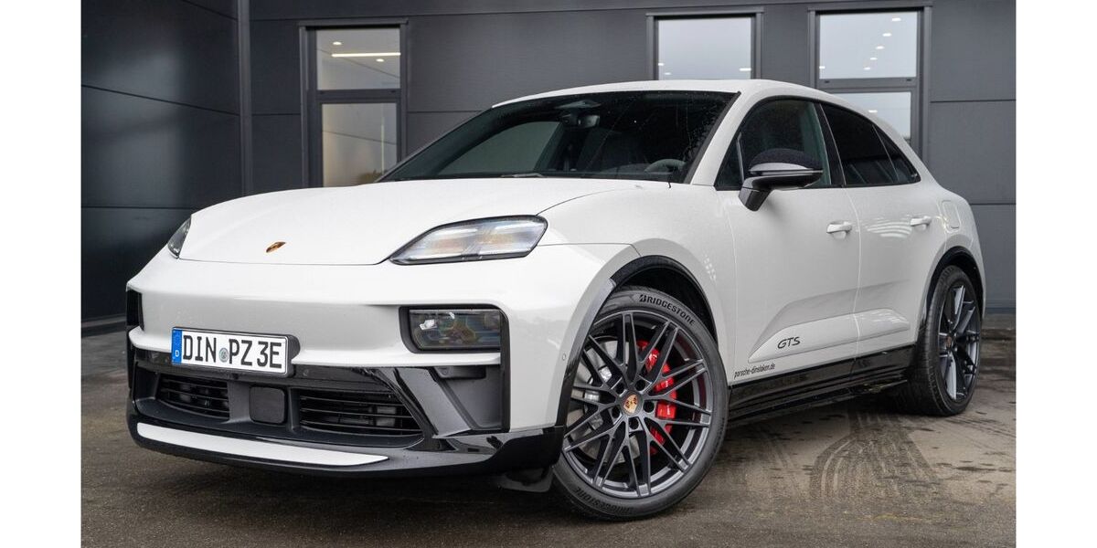 Porsche Macan 4.999 km 105.590 &euro; Dinslaken 46535