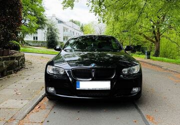 BMW 330 215.000 km 12.900 &euro; Essen 45133