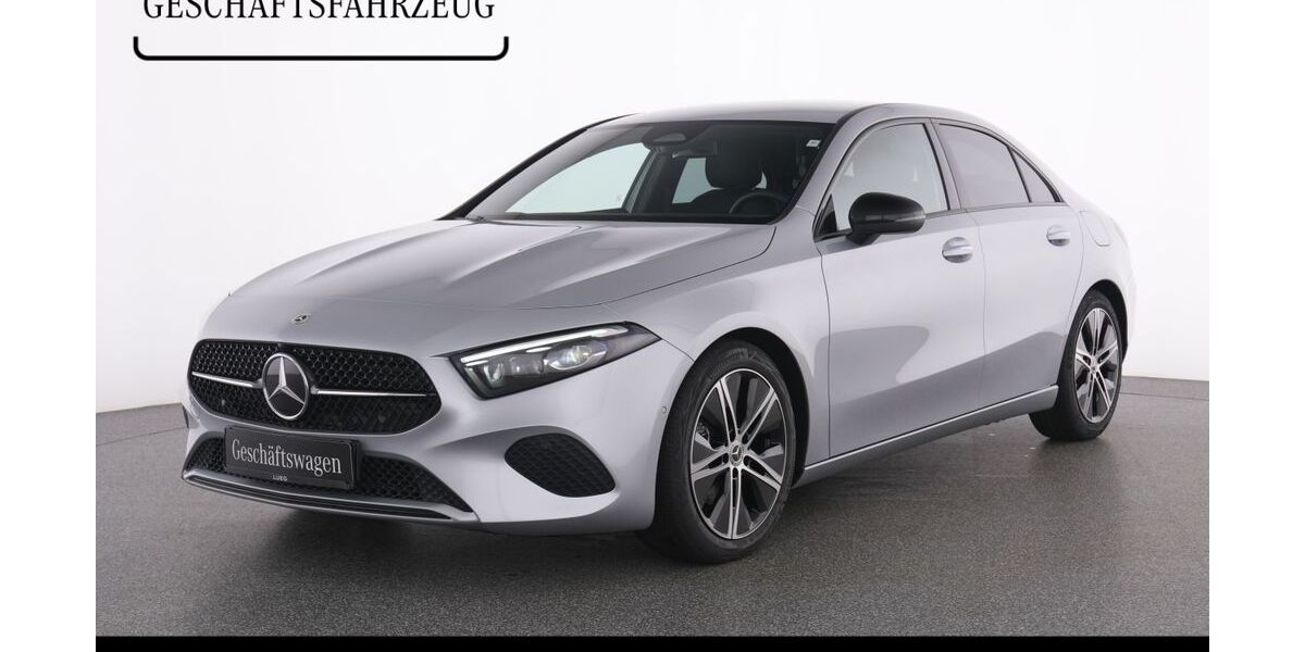 Mercedes-Benz A 180 4.985 km 32.750 &euro; Essen 45309