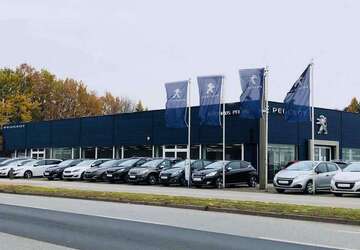 Peugeot 308 9.990 km 31.290 &euro; Gelsenkirchen 45881